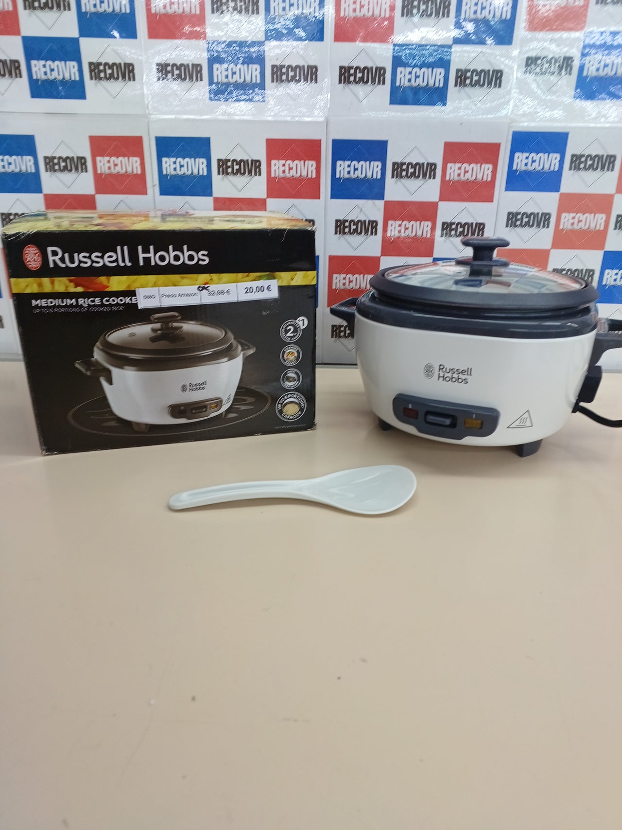 Arrocera mediana 6 raciones 300 W – Russell Hobbs
