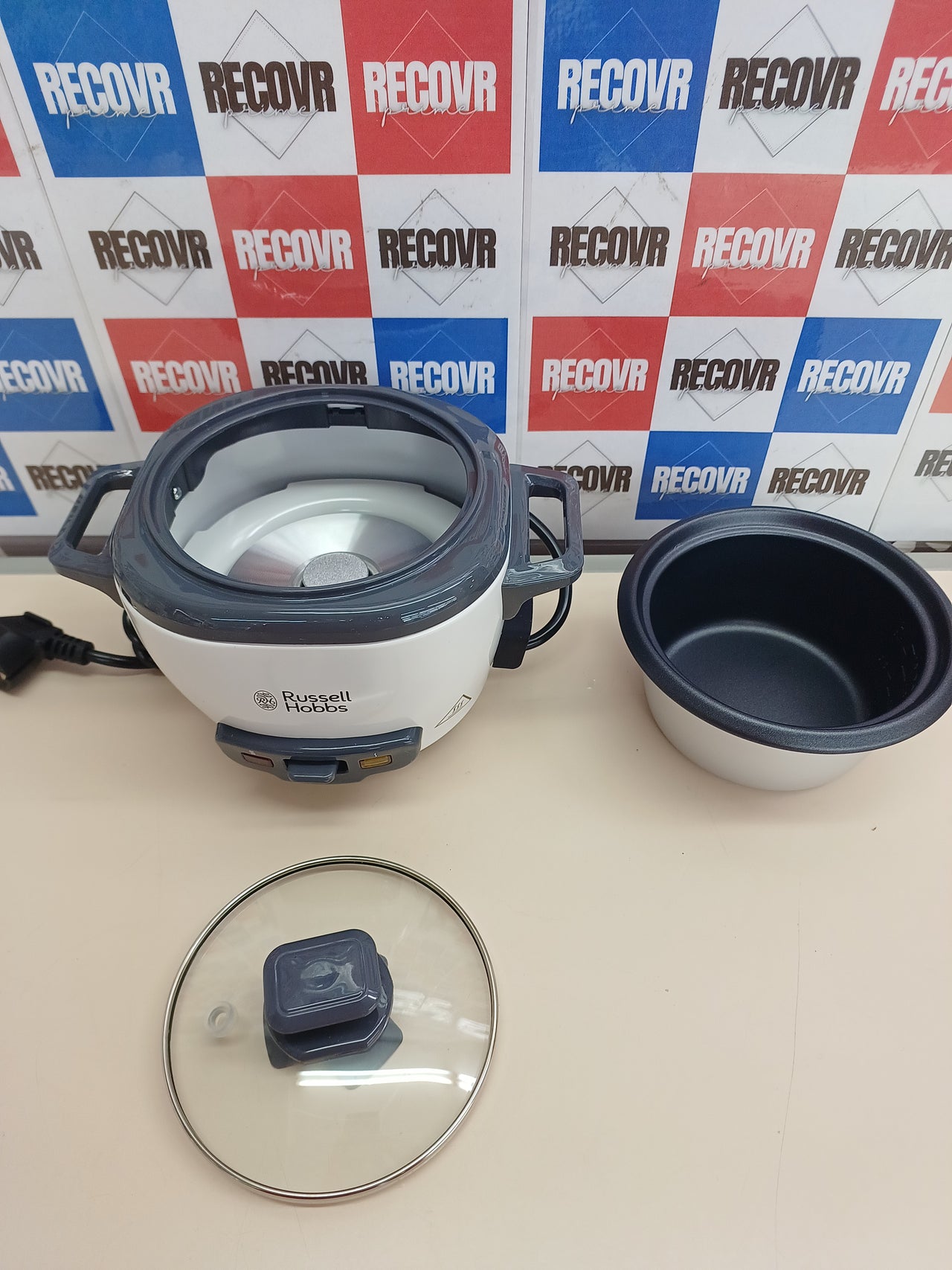 Arrocera pequeña 0,4 L 3 raciones 200 W – Russell Hobbs