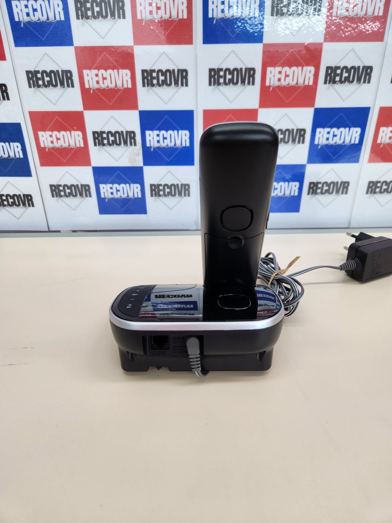 Teléfono Fijo Inalámbrico Altavoz SMS 250 entradas Panasonic KX-TGJ322