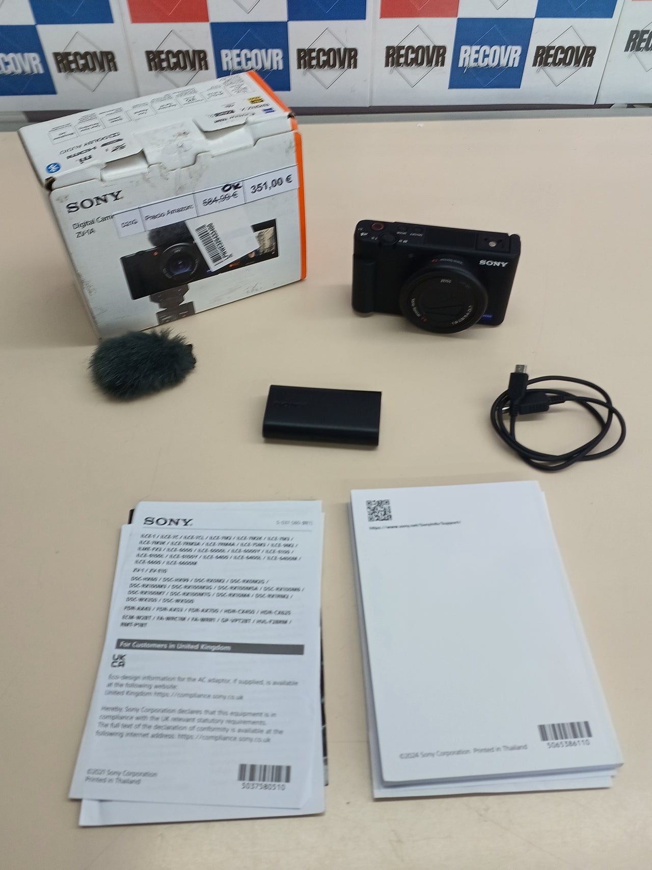 Cámara compacta 1" 24-70 mm 4K pantalla abatible - Sony ZV-1