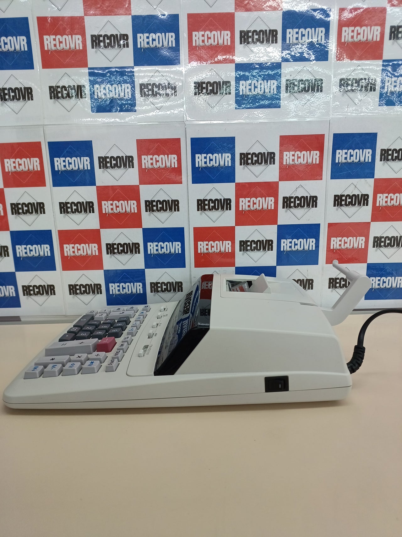 Calculadora con Impresora Sharp CS2635RHGYSE