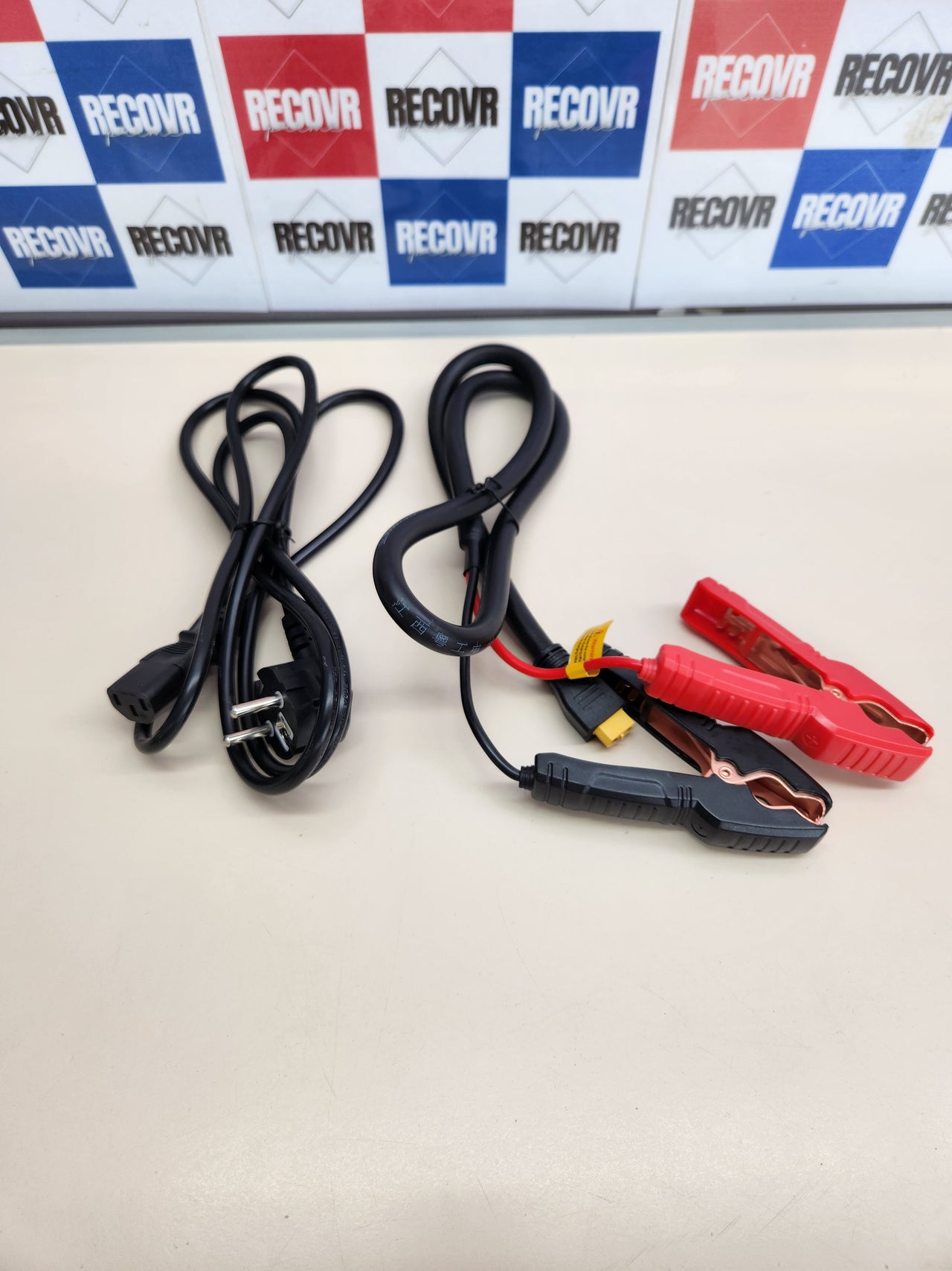 Cargador de Baterías de Coche 35A 12-24V SolaMr