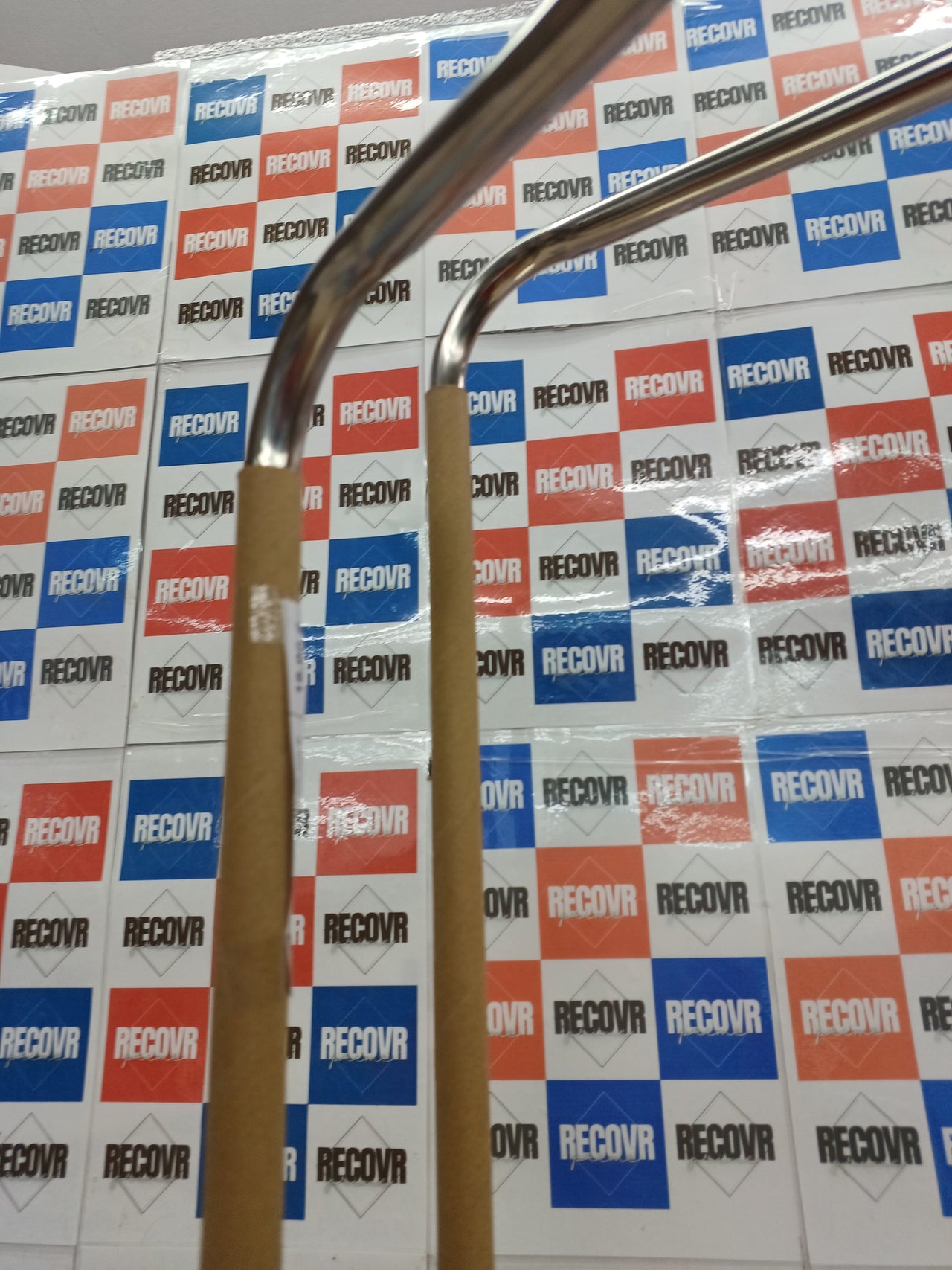 Toallero de pie acero inox moderno WENKO
