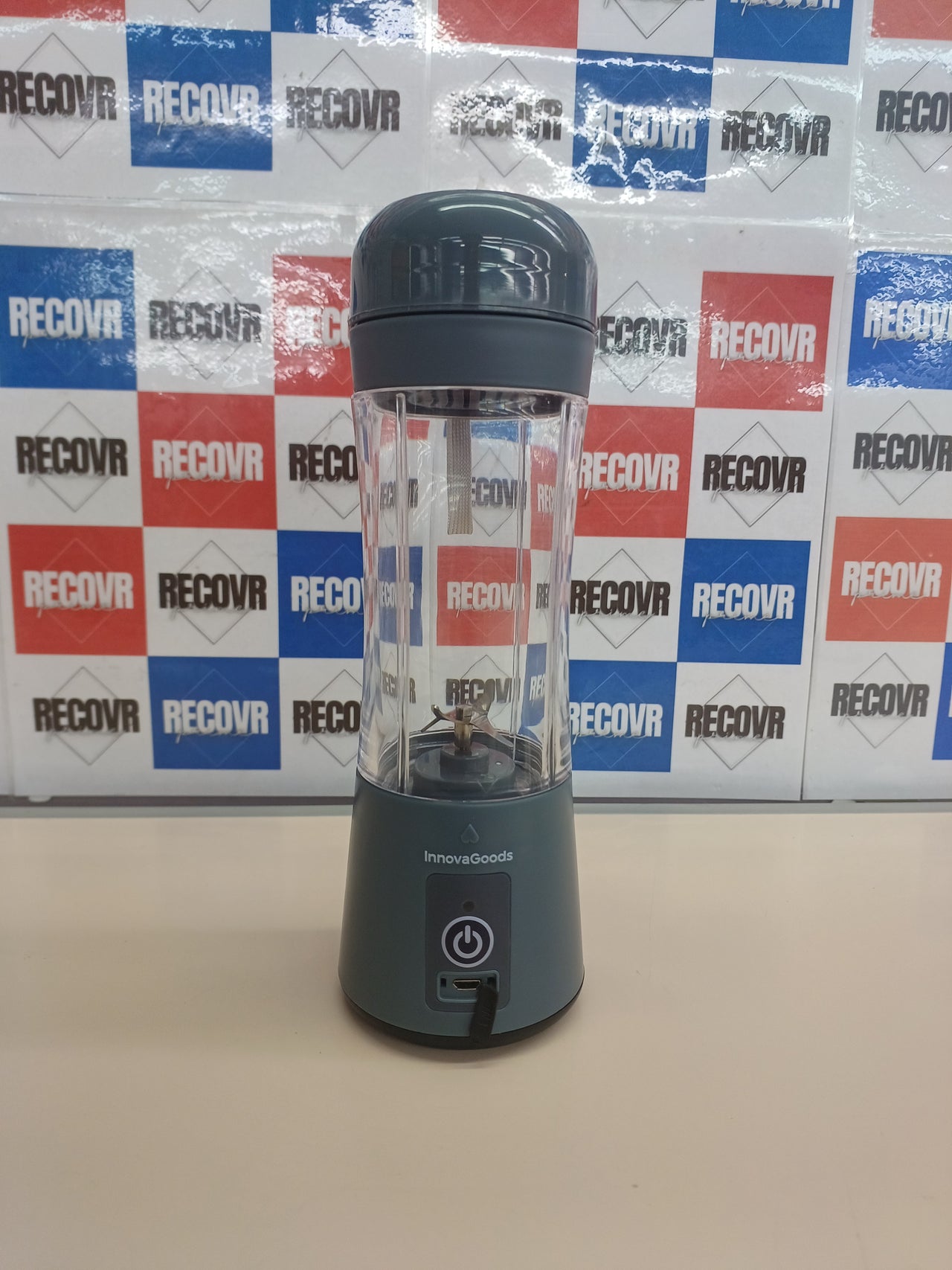 Batidora de vaso portátil 380ml para smoothies InnovaGoods