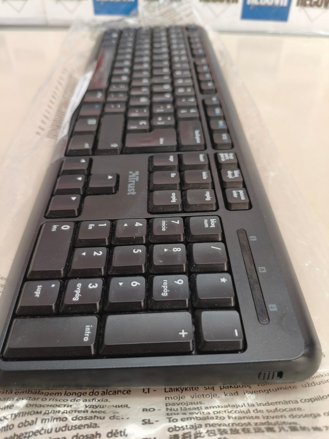 Pack teclado y ratón inalámbricos Trust Ymo, QWERTY español