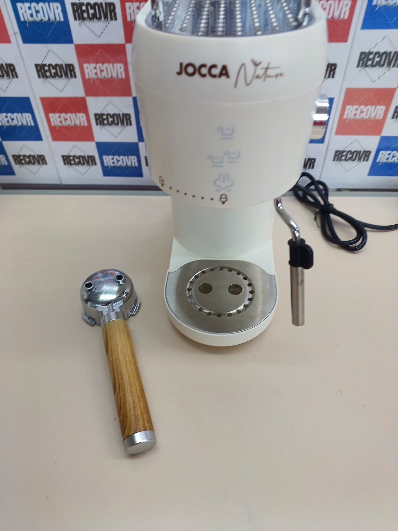 Cafetera espresso 20 bares 1400 W con vaporizador – Jocca