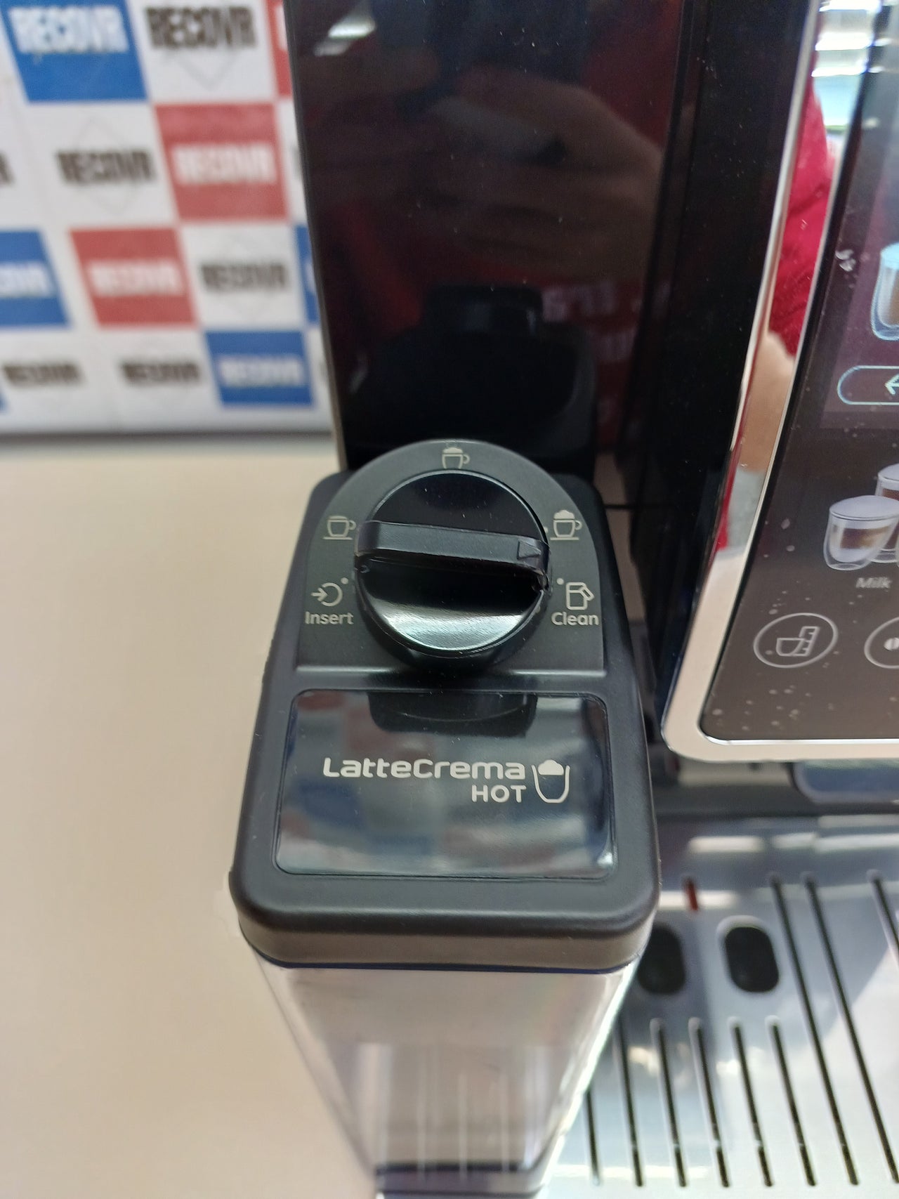 Cafetera Automática De’Longhi Dinamica Plus ECAM382.70.B