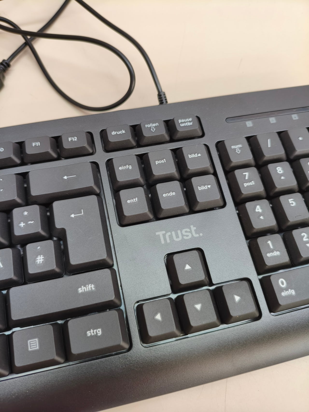 Pack teclado y ratón Trust Taro, QWERTZ alemán