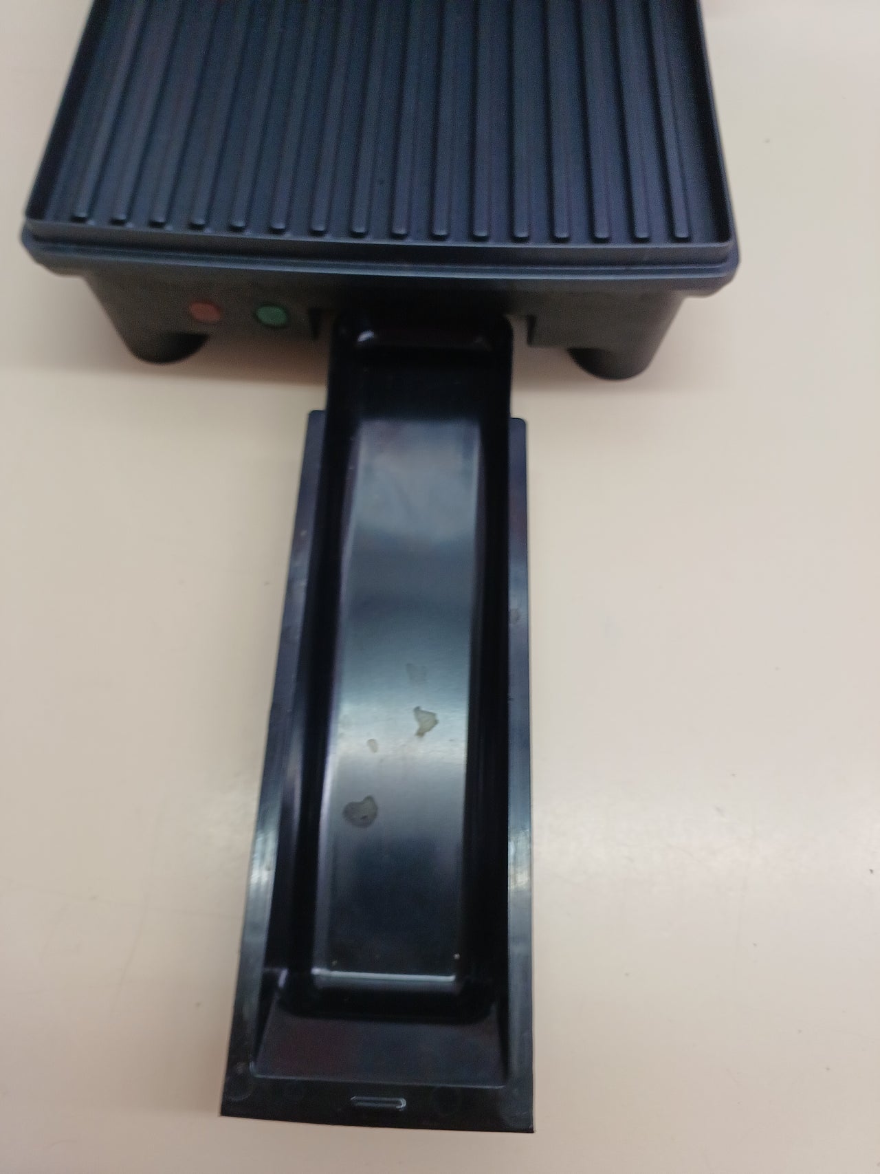 Sandwichera grill 3 en 1 1800 W apertura 180° – Russell Hobbs