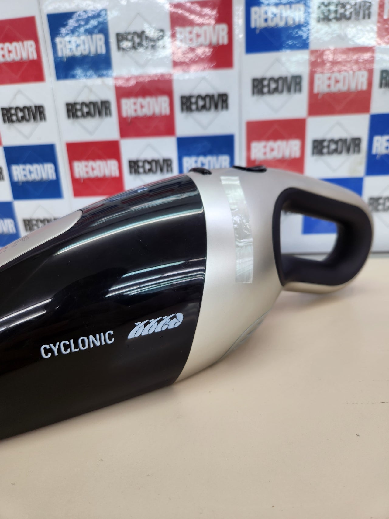 Aspirador de mano Rowenta Extenso Cyclonic AC476901 7.2V, 16 min autonomía