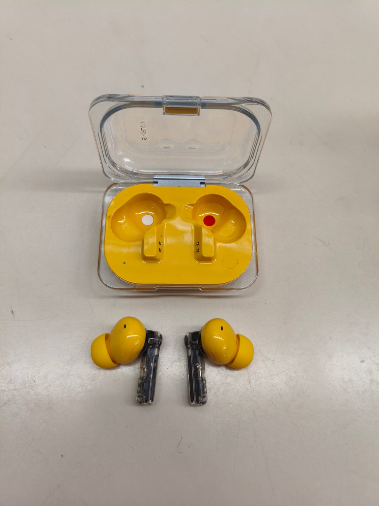 Auriculares Nothing Ear (a) inalámbricos Bluetooth