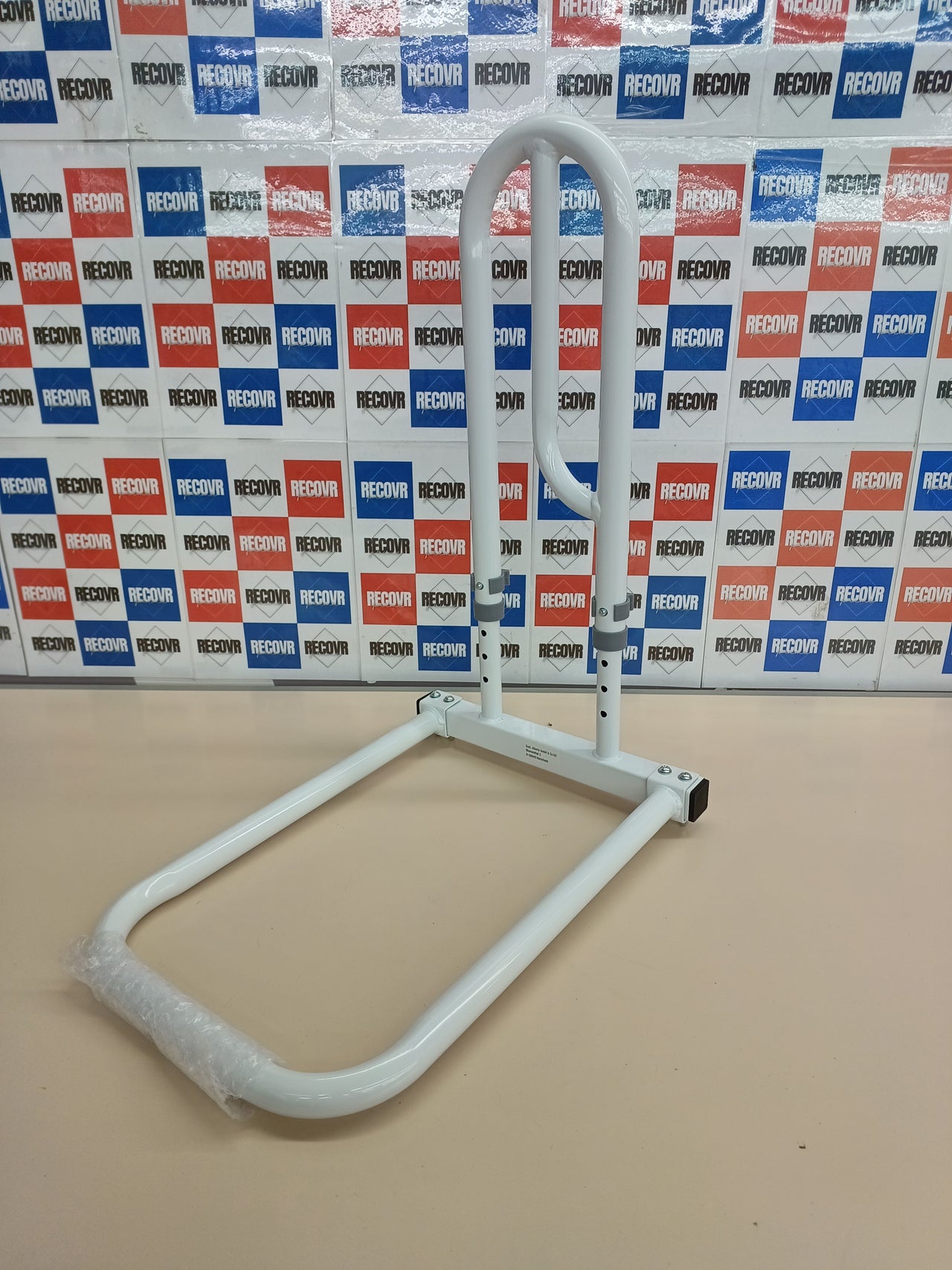 Barra de Cama Asistencial Blanca con Agarre