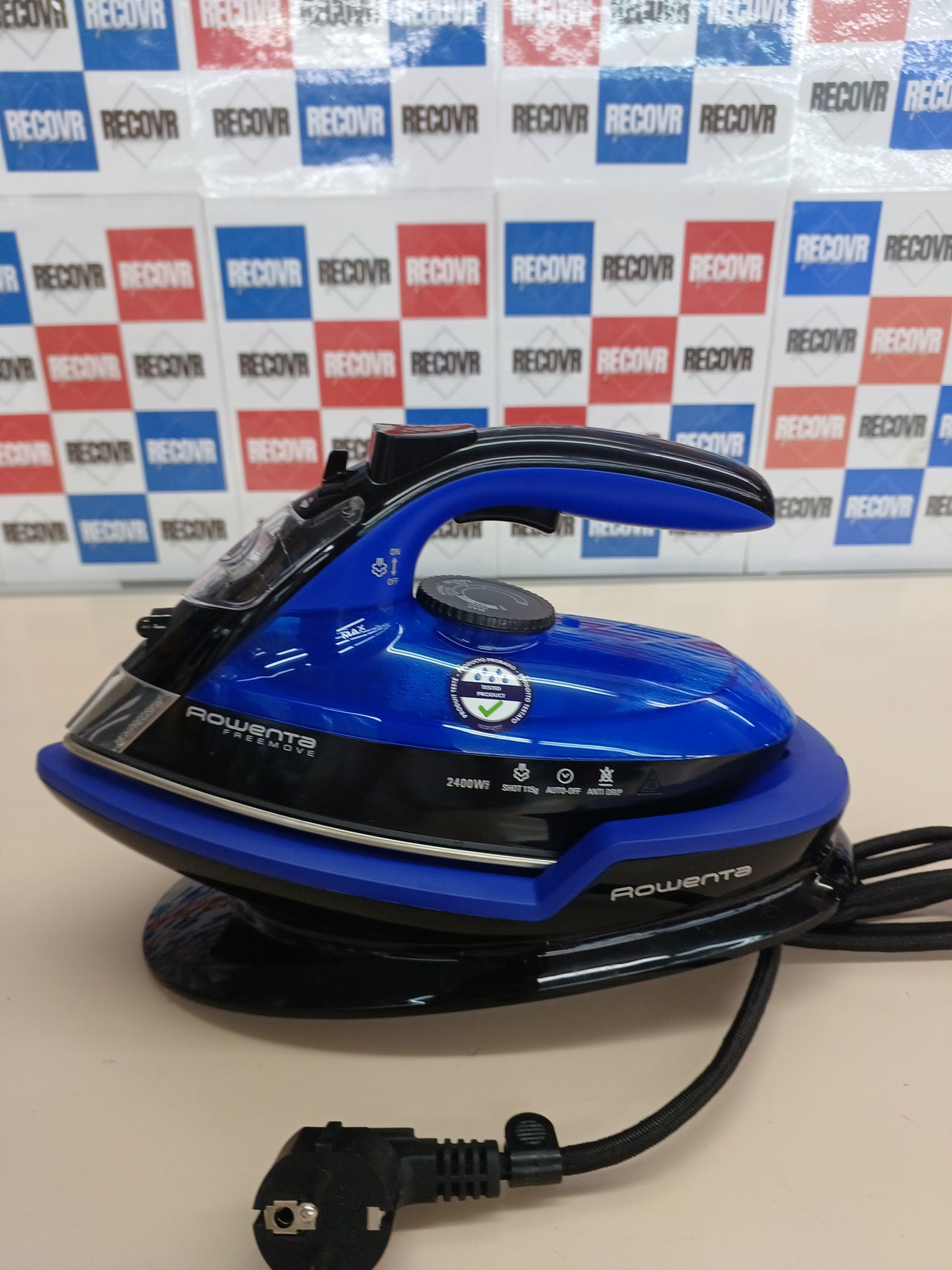 Plancha sin cable con golpe de vapor 115 g/min Rowenta