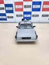 Coche DeLorean volador Regreso al Futuro