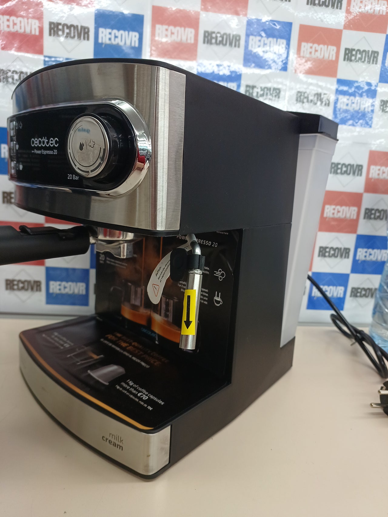 Cafetera espresso 20 bares 850 W – Cecotec