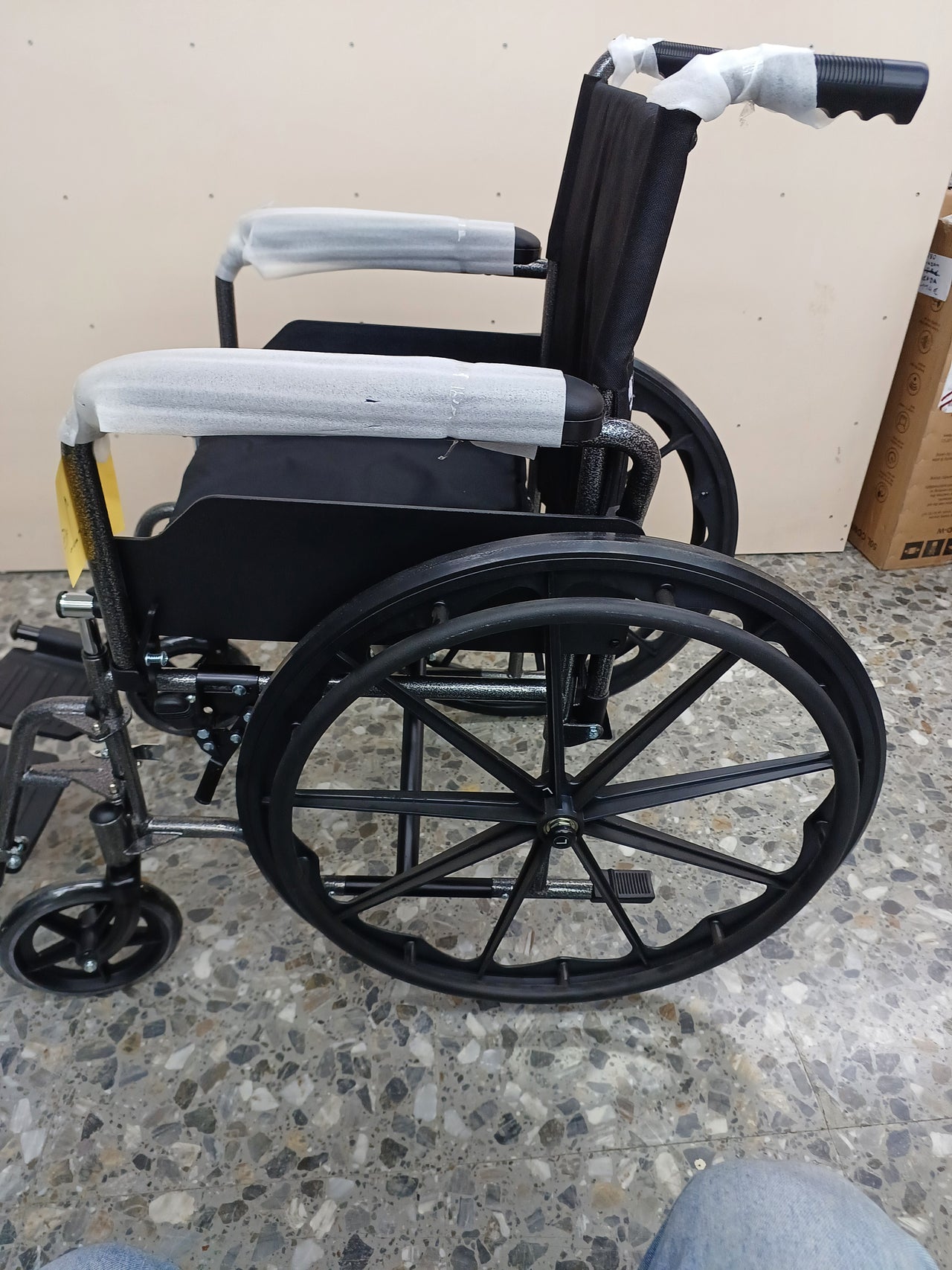 Silla de ruedas plegable 46cm Mobiclinic S220