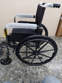 Thumbnail for Silla de ruedas plegable 46cm Mobiclinic S220