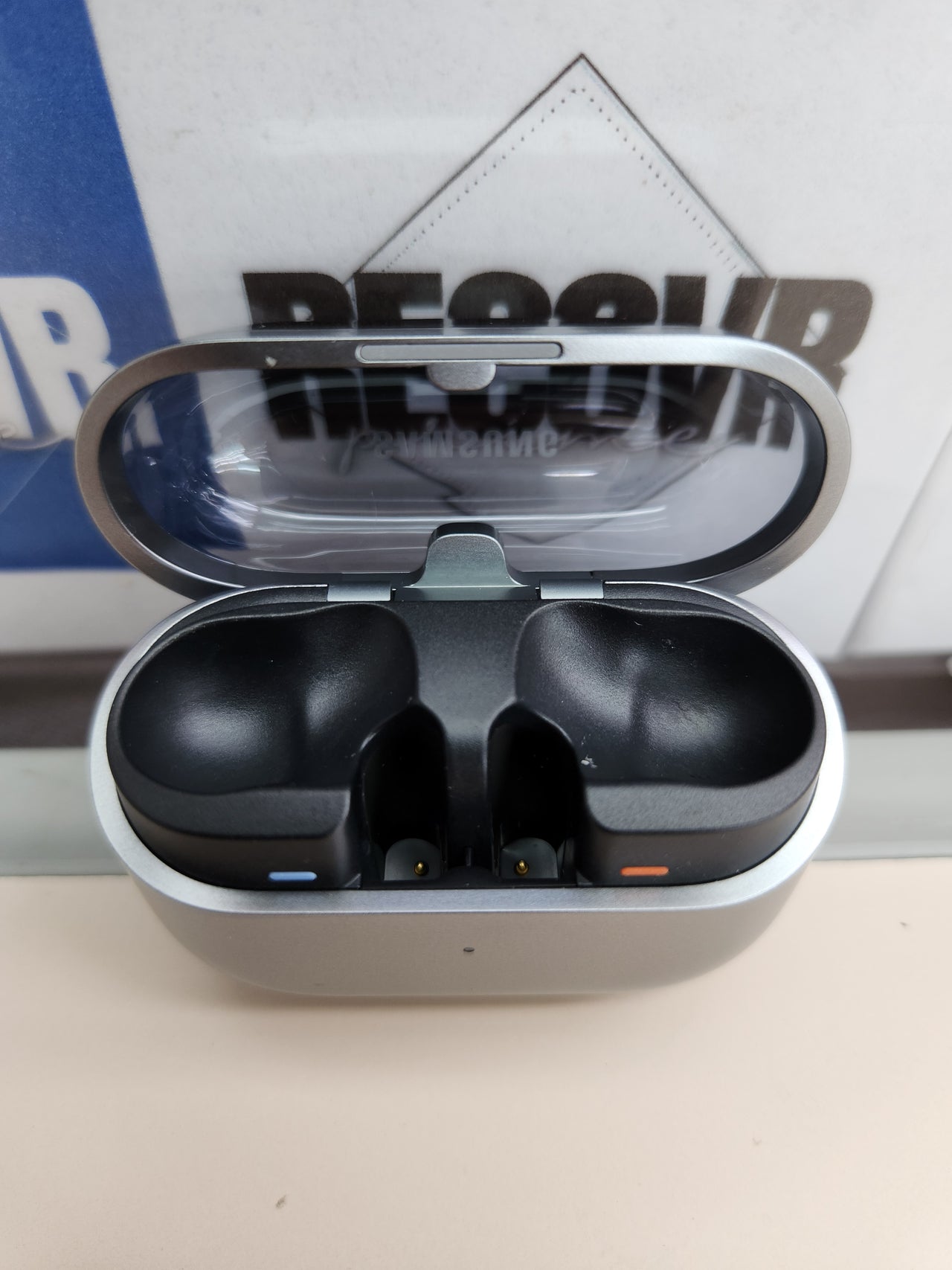 Auriculares Samsung Galaxy Buds3 Pro + Cargador