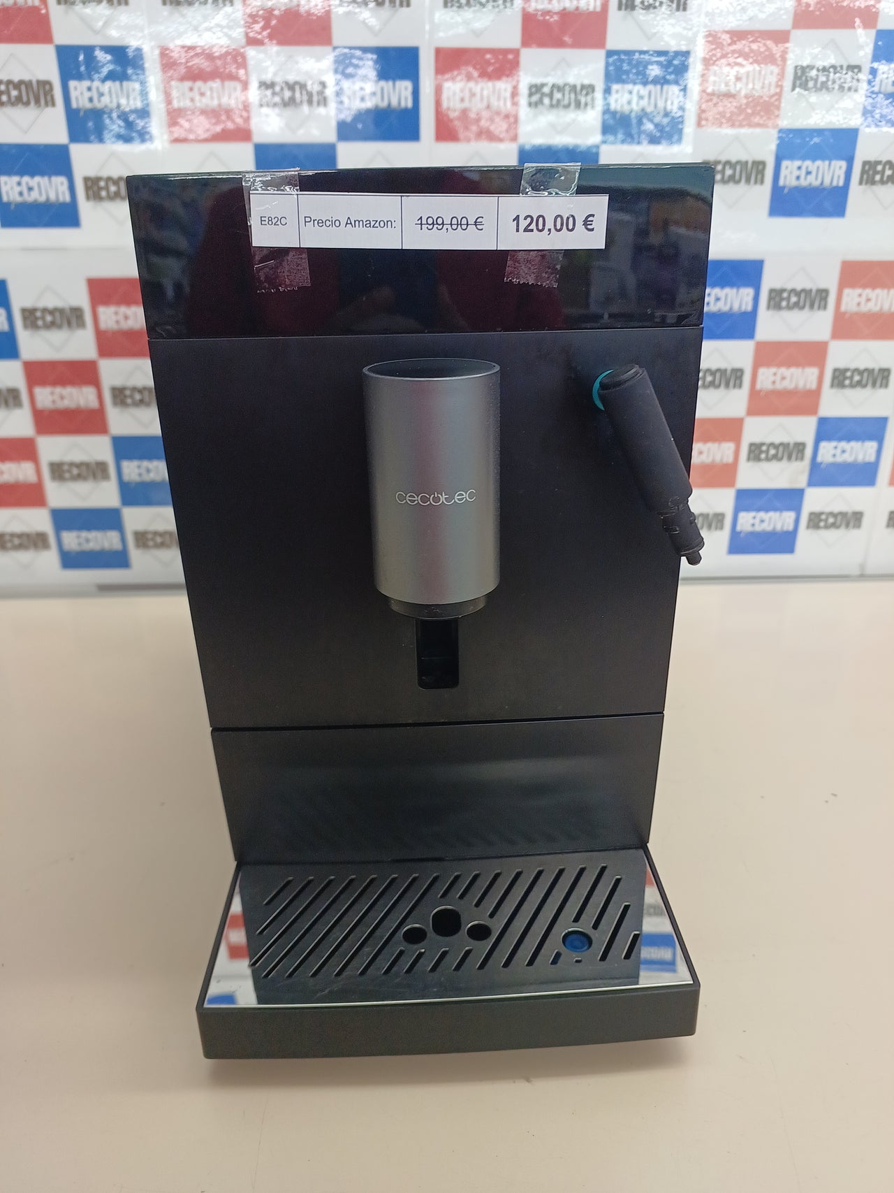Cafetera súperautomática 1350W 19 bares – Cecotec
