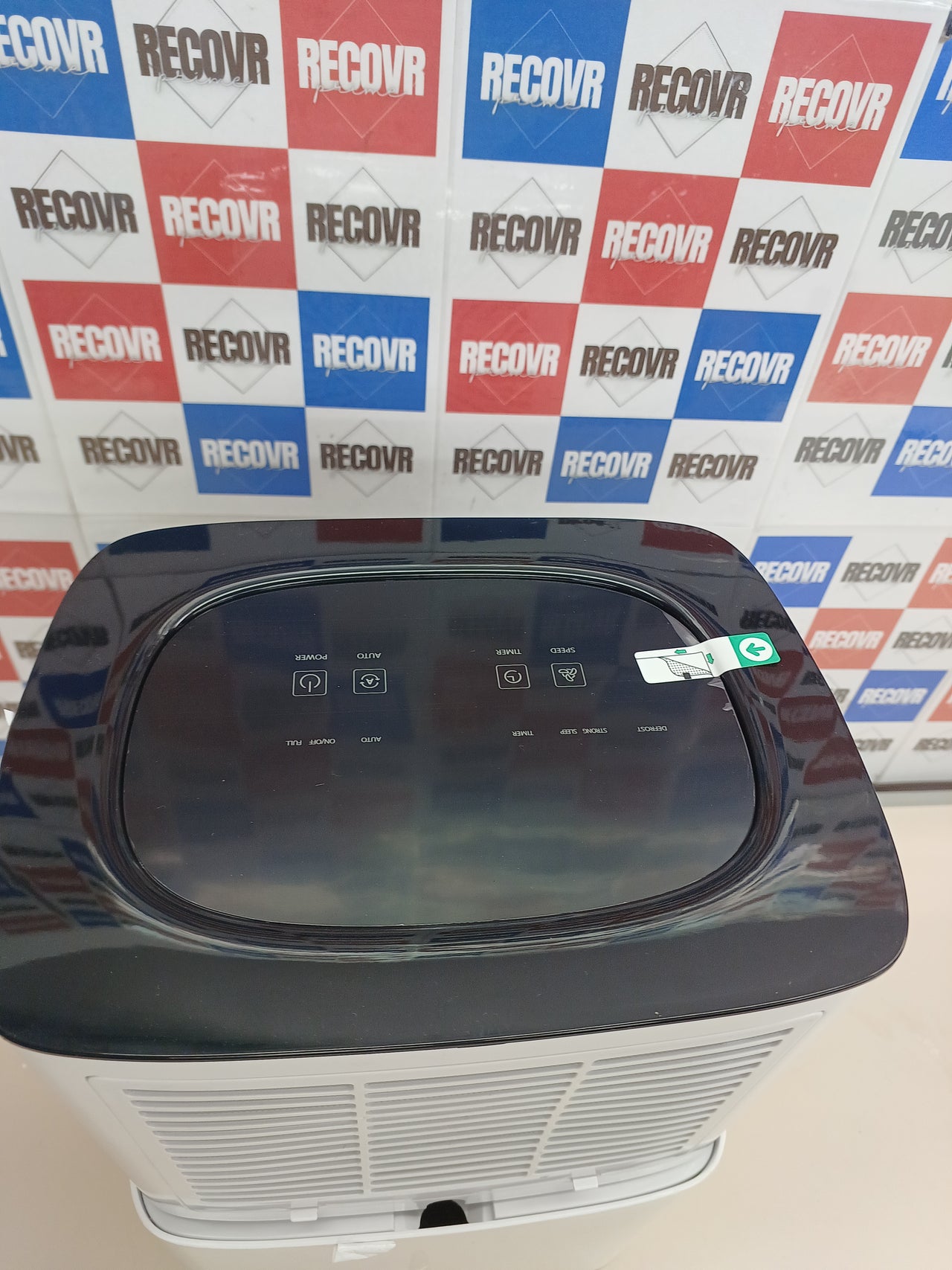 Deshumidificador 12L/día bajo consumo silencioso CONOPUPlus