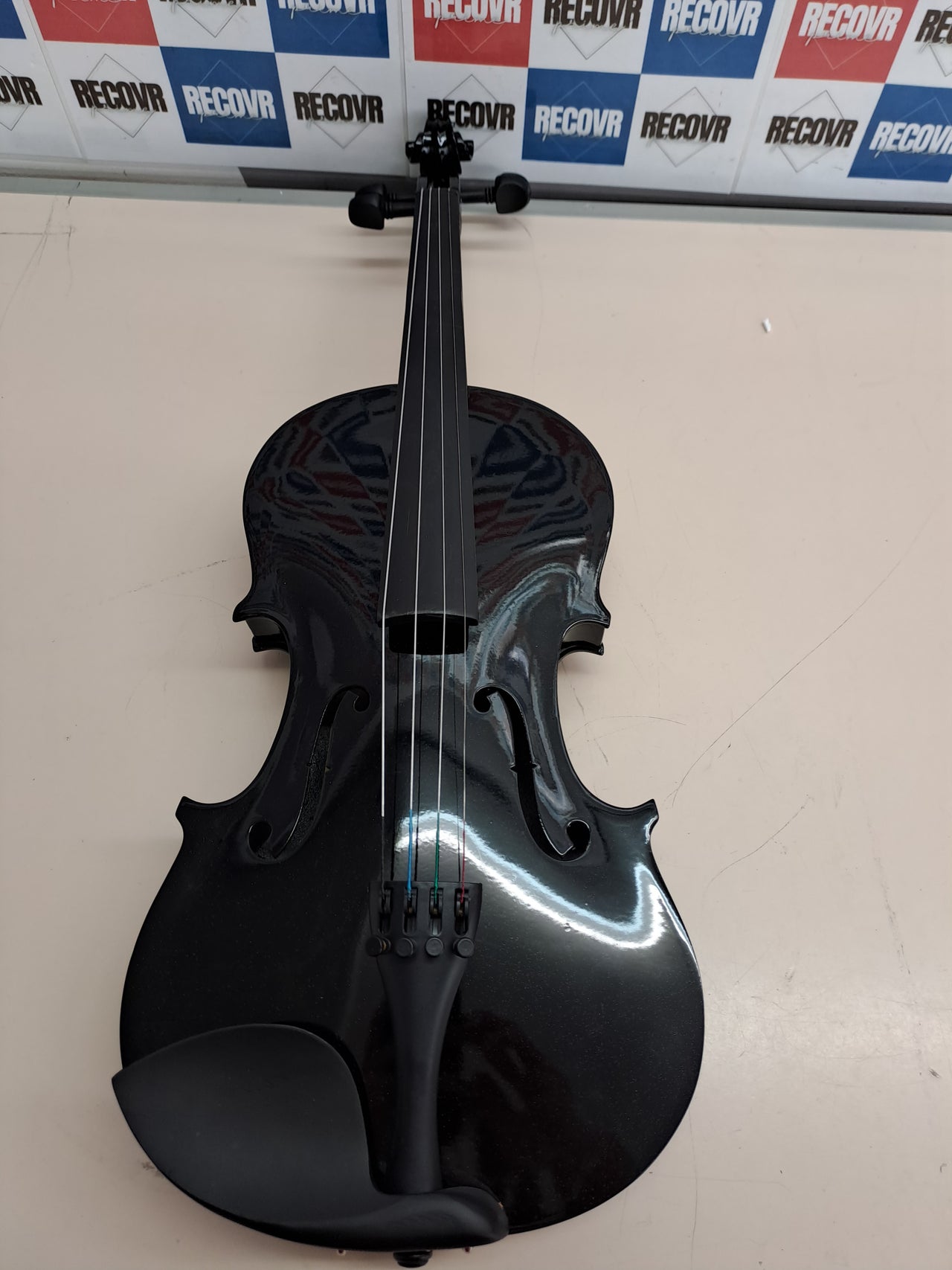 Violín 4/4 principiante con estuche y arco madera