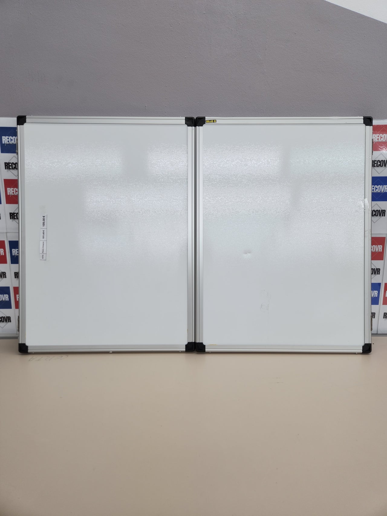 Pizarra Blanca Magnética Triptica, 90 x 60 cm (cerrada), 180 x 60 cm (abierta), superficie de acero lacado, marco de aluminio Bi-Office