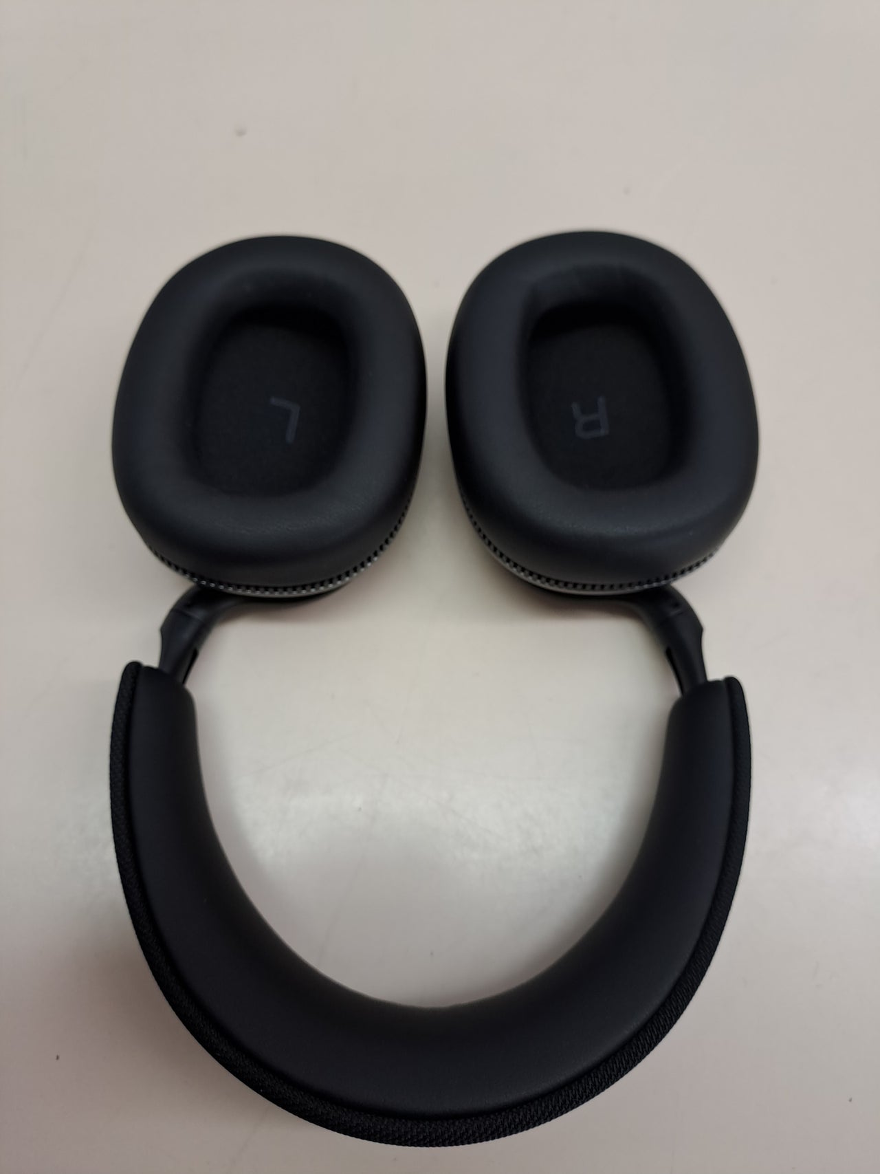 Auriculares over-ear ANC Hi-Res 30h Bowers & Wilki