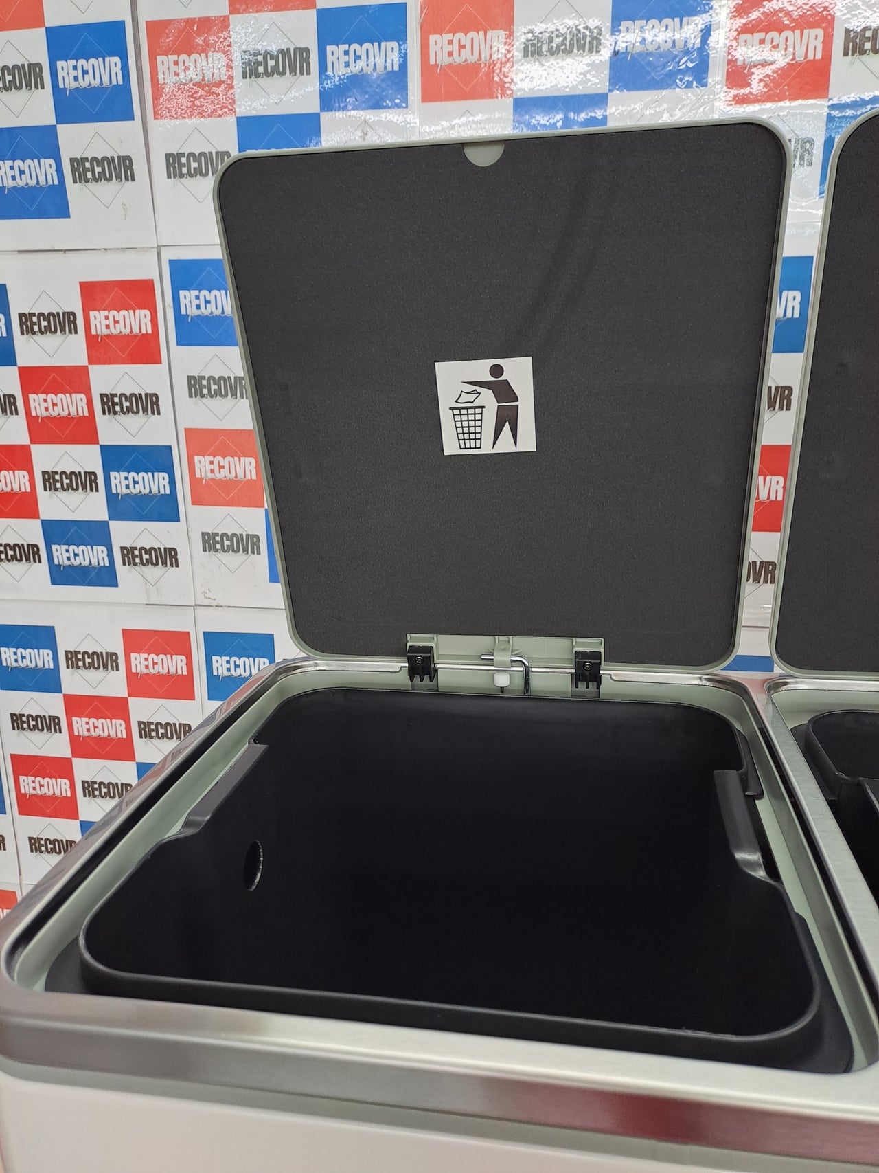 Cubo reciclaje 2×30 L pedal doble – Songmics