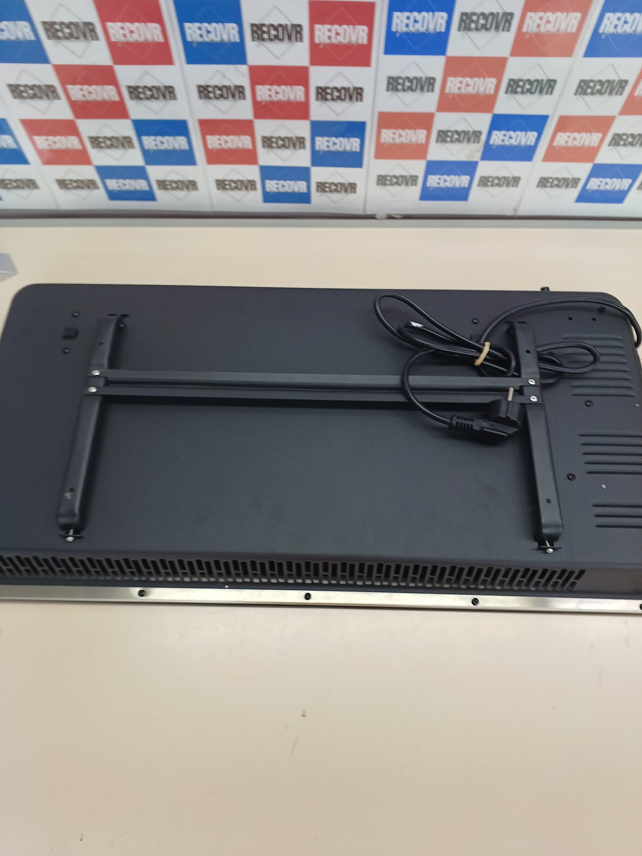 Radiador eléctrico WiFi 1500 W – Cecotec