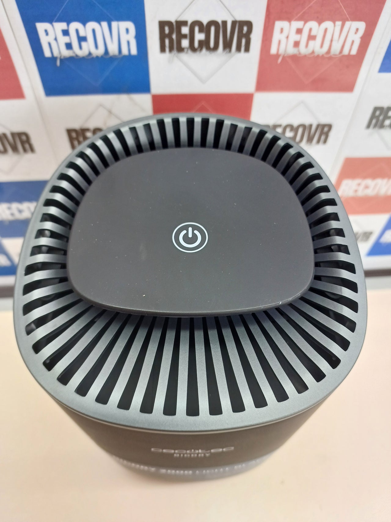 Deshumidificador eléctrico silencioso 300 ml/día bajo consumo 23 W – Cecotec