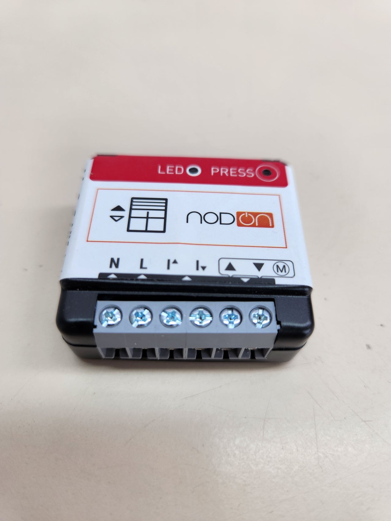 Módulo persiana enrollableNodOn SIN-4-RS-20  Zigbee