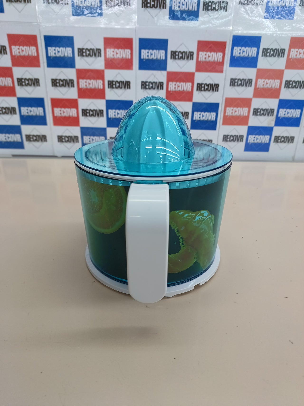 Exprimidor 40W 1L doble giro y cono CECOTEC