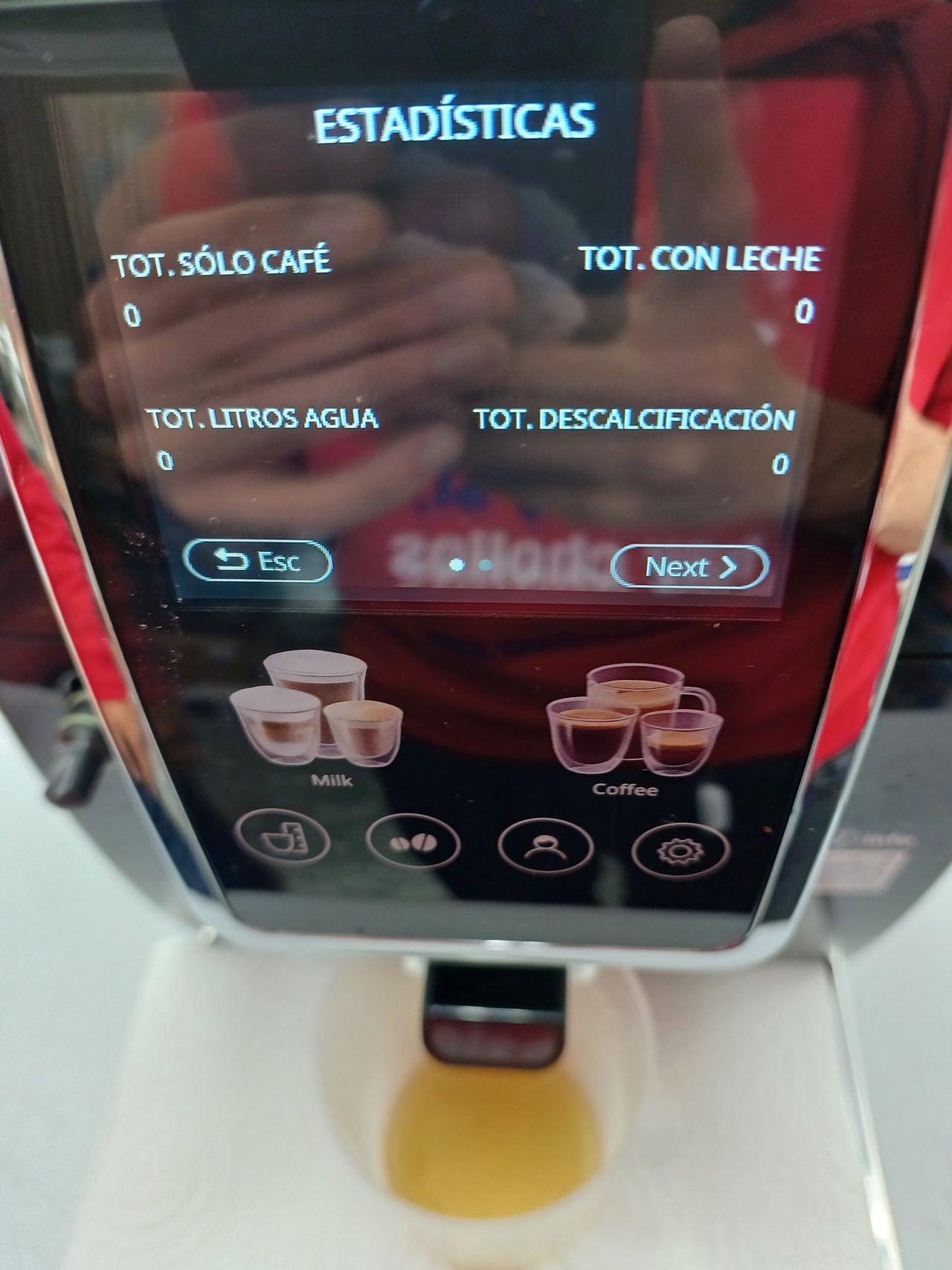 Cafetera automática grano con LatteCrema 18 recetas TFT - De'Longhi