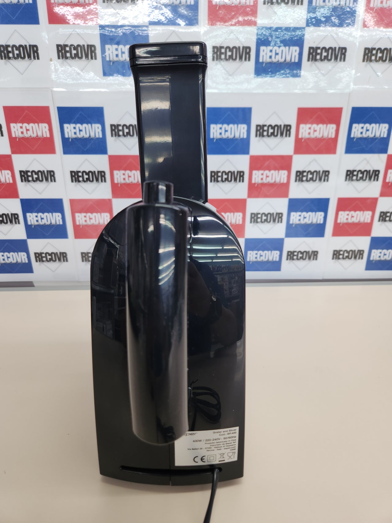 Rallador Eléctrico y Rebanador de Verdurasde Acero, 3 Rodillos de Acero Intercambiables, Corte Juliana, Rodajas y Rejillas Fina, Multi-Function Grater and Slicer BEPER BP.400