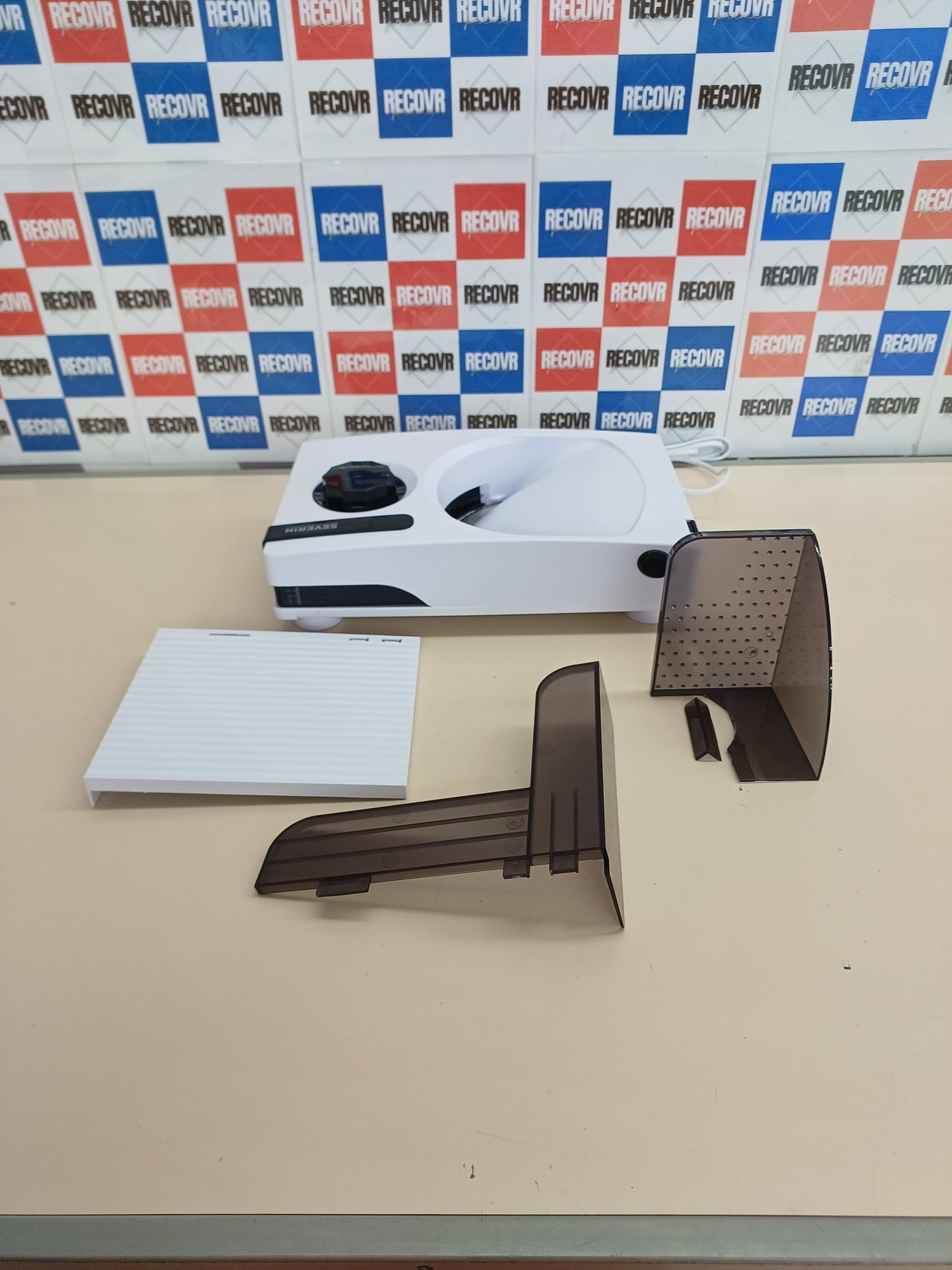 Cortafiambres eléctrico SEVERIN corte 0-15mm, 100 W