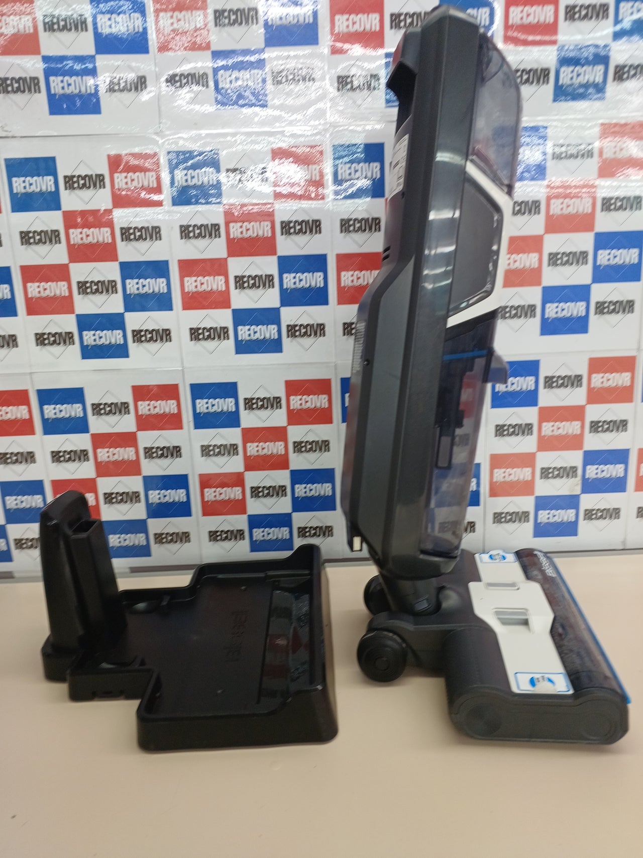 Aspiradora fregona sin cable suelos duros 25 min Bissell