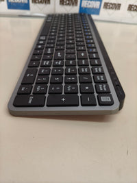 Teclado inalámbrico compacto con tecla AI
