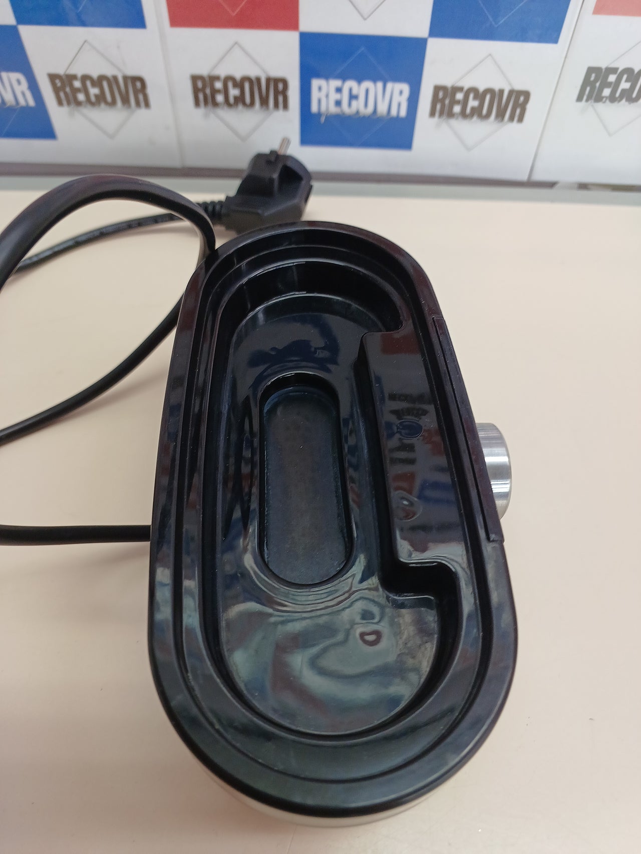 Cuecehuevos 3 huevos 270W acero inox – Severin