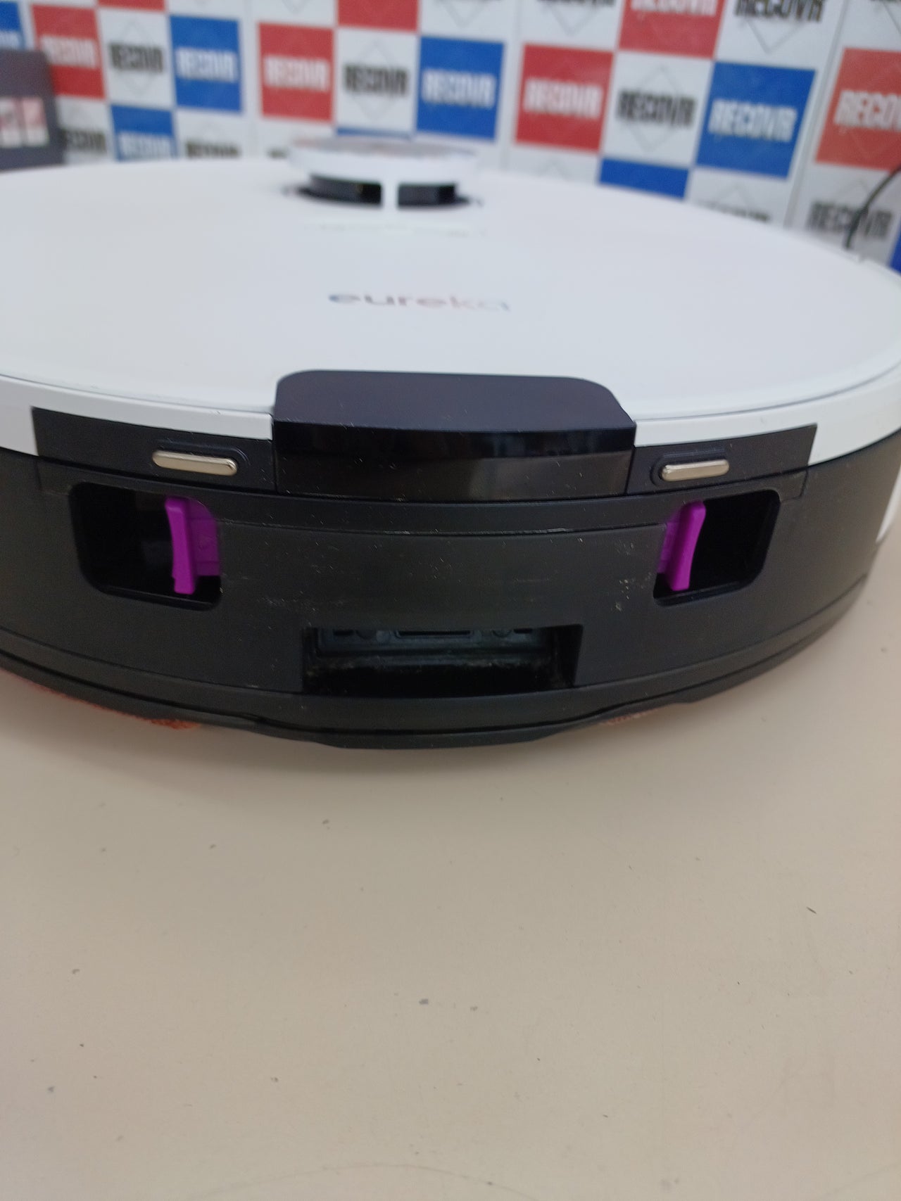 Robot aspirador fregasuelos 4000Pa Eureka NERE10s