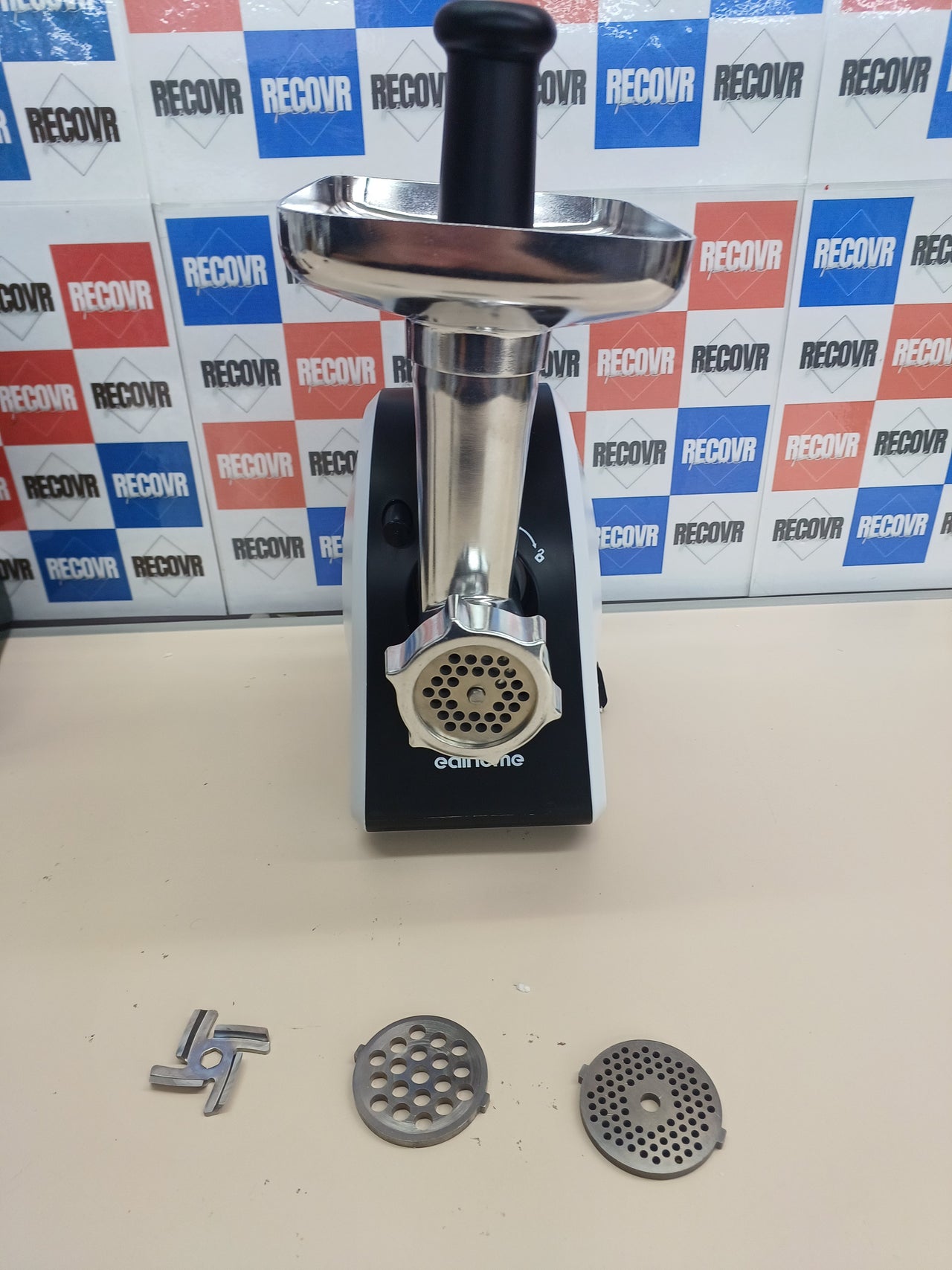 Picadora 2200 W con 3 placas y función embutir EDIHOME