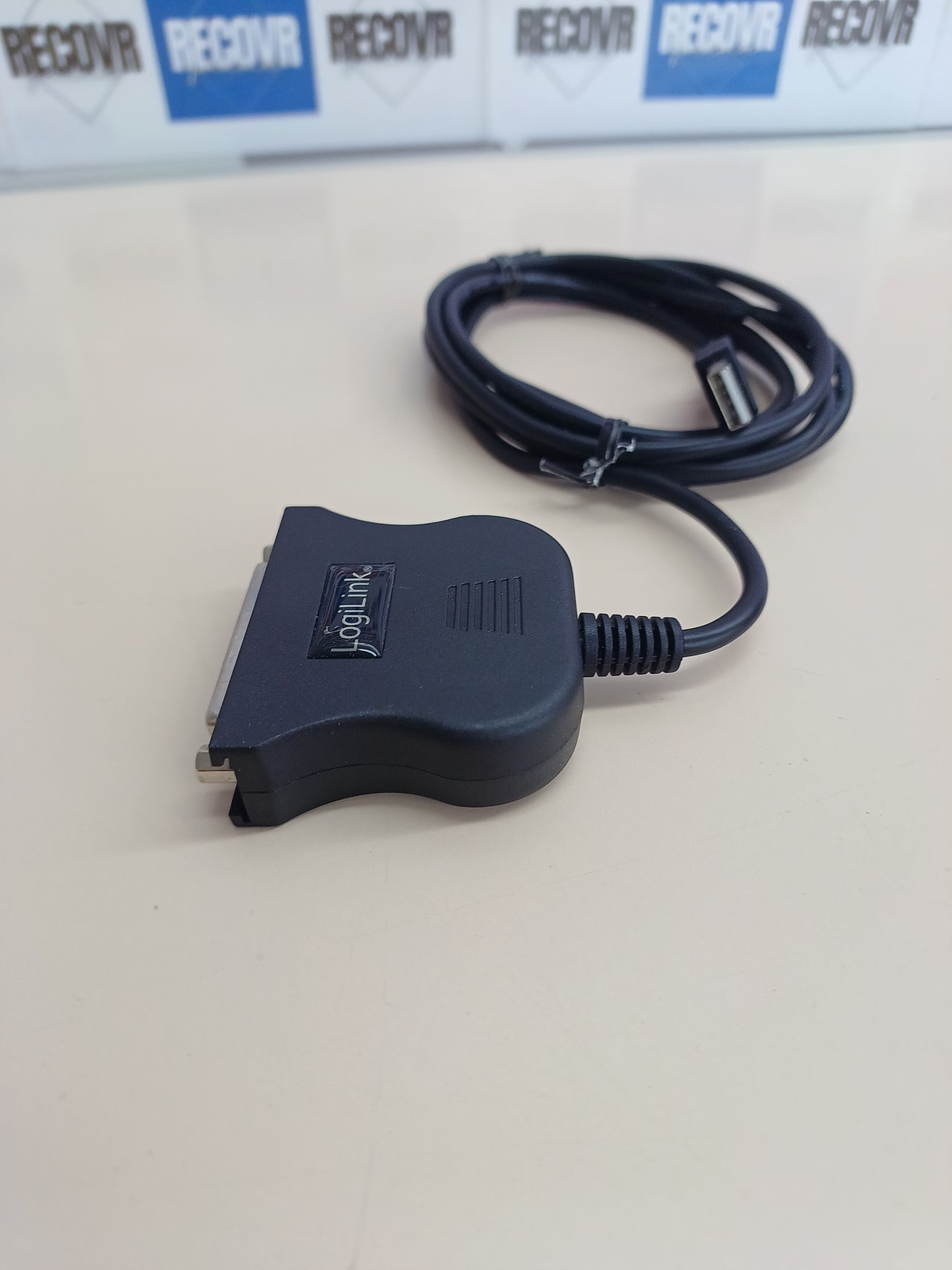 Adaptador USB 2.0 a paralelo D-SUB negro LogiLink