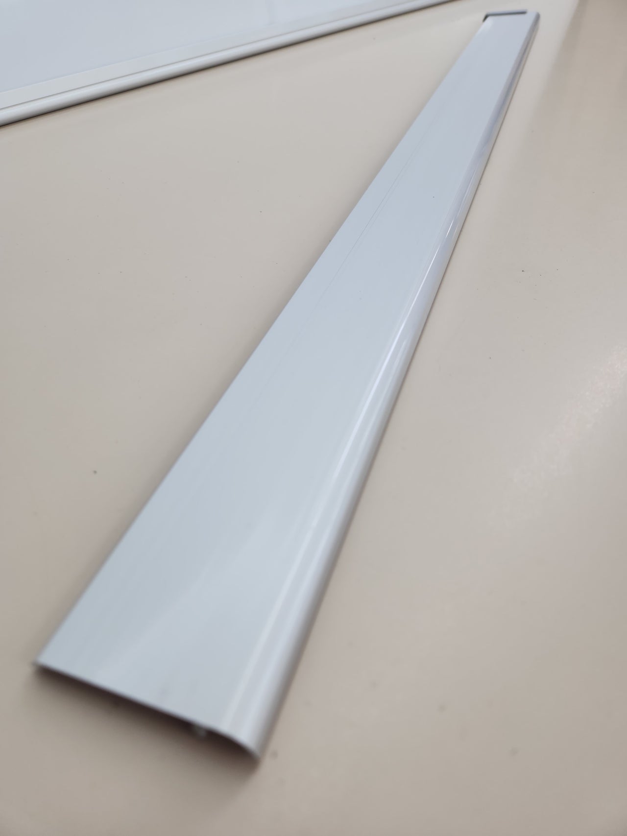 Pizarra 1500X10001 MM)Magnética Lacada Con Marco De Aluminio Resistente Fácil De Borrar En Seco, Blanco, (OFITURIA