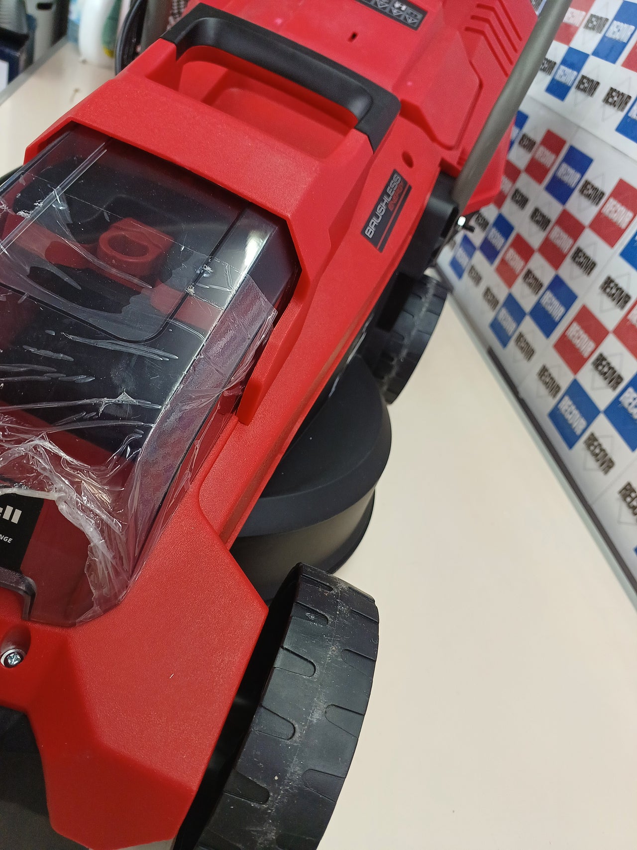 Cortacésped inalámbrico 32 cm 180 m² – Einhell