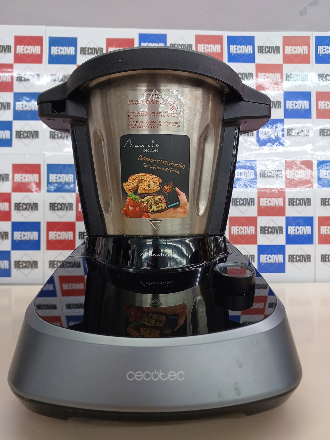 Cecotec Robot de Cocina Multifunción Mambo Touch con Jarra Habana. 1600 W, 37 Funciones, Pantalla Táctil TFT 5" con Recetario Integrado, 3,3 Litros, APP, Báscula y Jarra de Acero Inox + Habana
