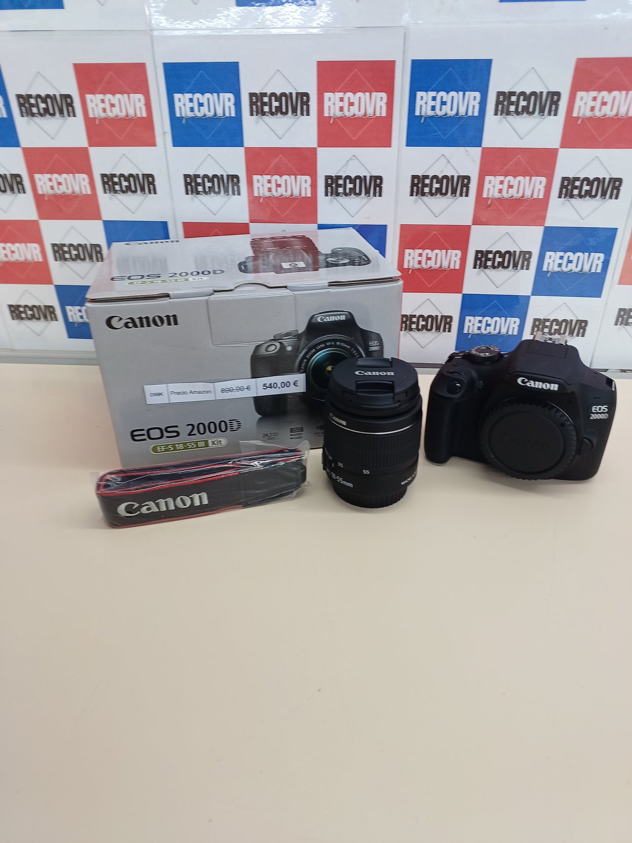 Cámara réflex 24,1 MP con 18-55 mm Full HD - Canon EOS 2000D