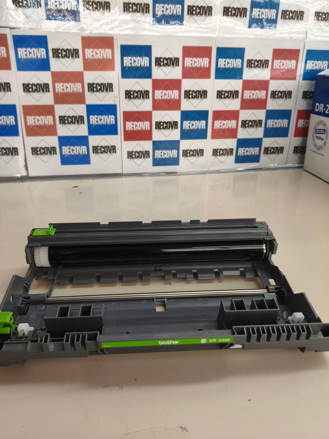 Brother DR-2400, tambor original negro